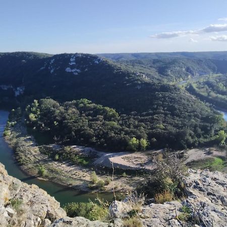 Proche Uzes Petit Gite Avec Grande Cuisine D'Ete Et Piscine Saint-Siffret Exteriér fotografie